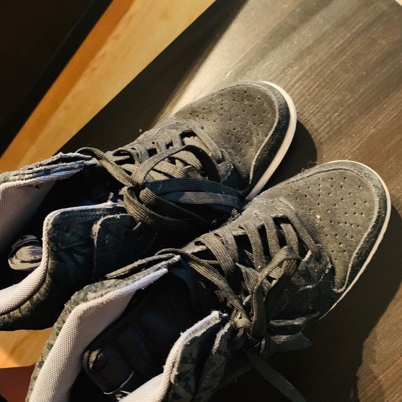 Nike’s - Picture 6 of 7